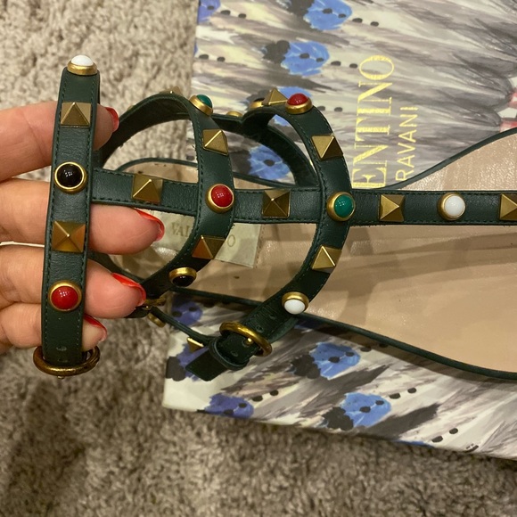 Valentino rockstuds forest green leather gladiator sandals flats shoes - Picture 2 of 6